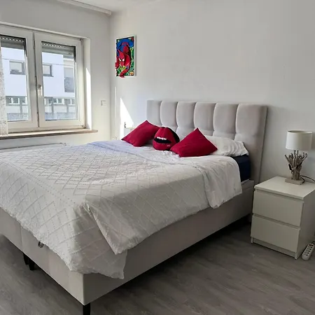 Cozy Shared In Center Stuttgart